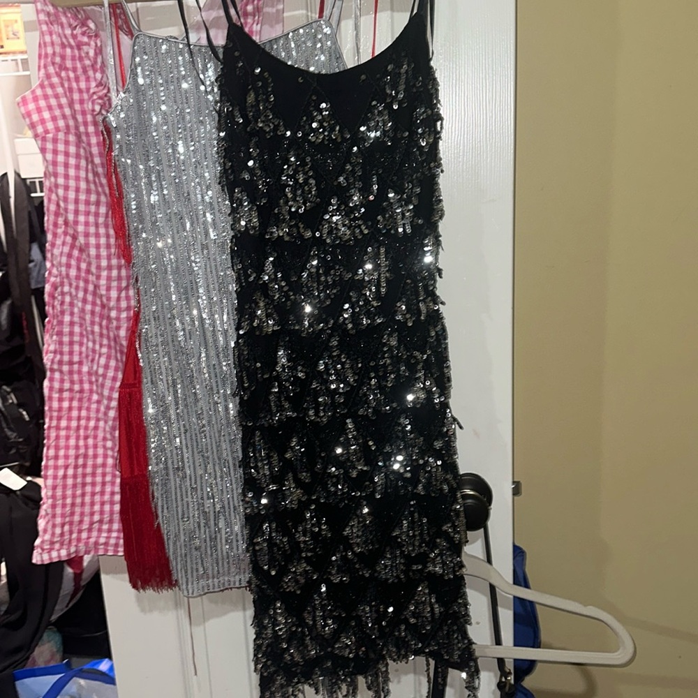 Black & silver sequin dress s